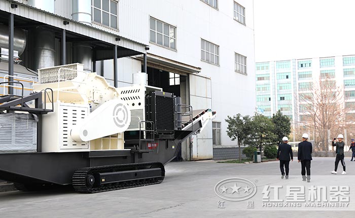 移動(dòng)式山石破碎機(jī)現(xiàn)貨，可免費(fèi)技術(shù)咨詢(xún)