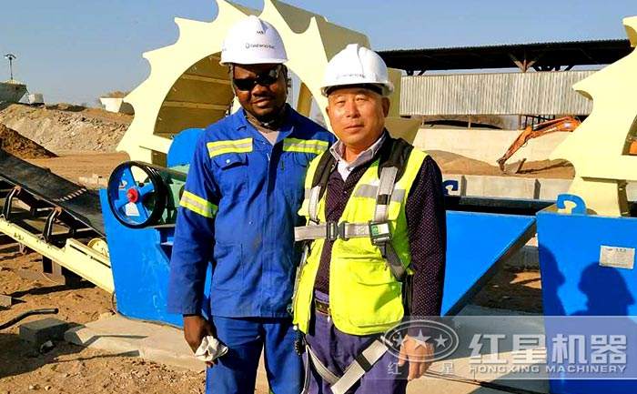 工程師親臨現(xiàn)場，指導(dǎo)設(shè)備安裝調(diào)試