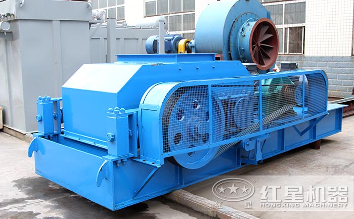 時產(chǎn)20噸對輥制砂機