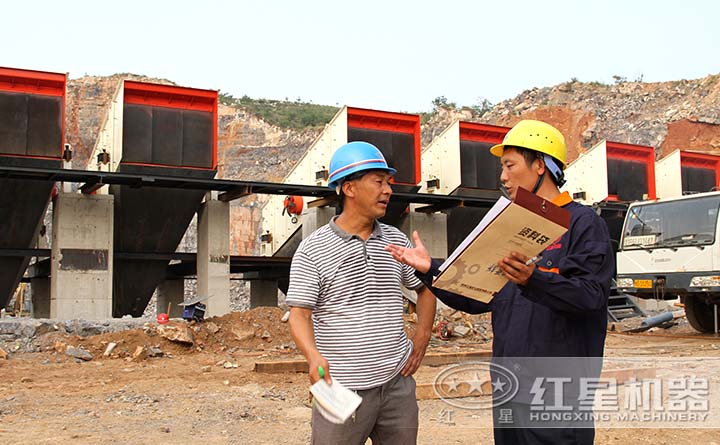 工程師親臨現(xiàn)場，指導(dǎo)設(shè)備安裝