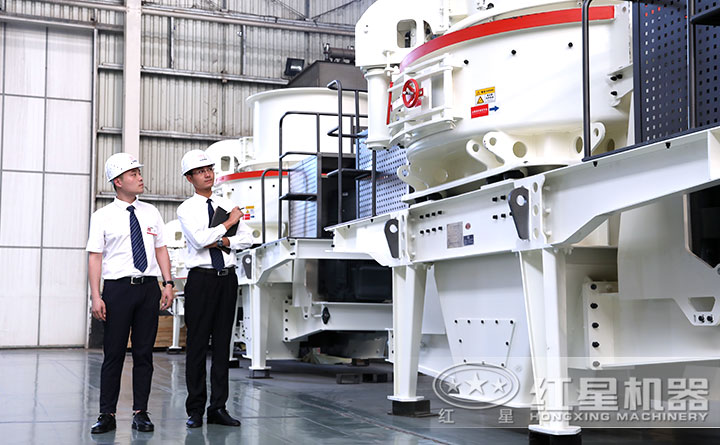 沖擊式制砂機出料粒型好，環(huán)保節(jié)能