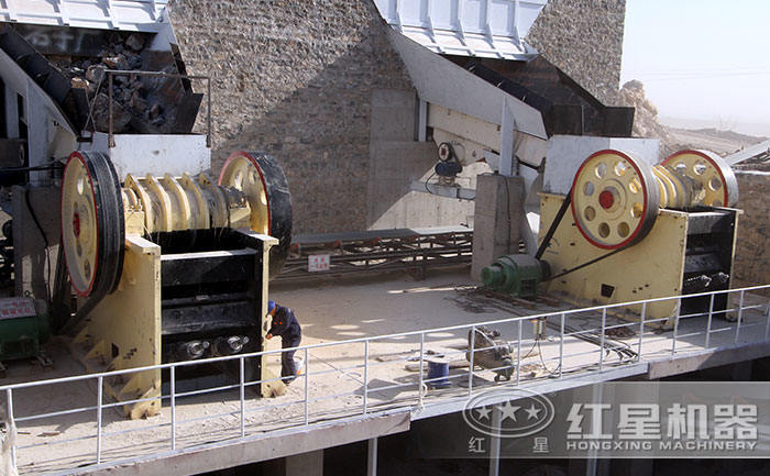 時產(chǎn)5000噸石料廠之顎破機
