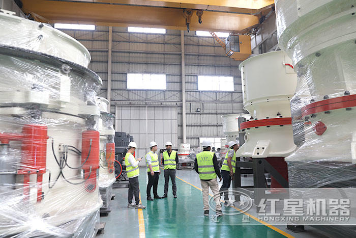 紅星機(jī)器圓錐破碎機(jī)