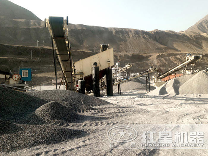 石英石生產(chǎn)線現(xiàn)場