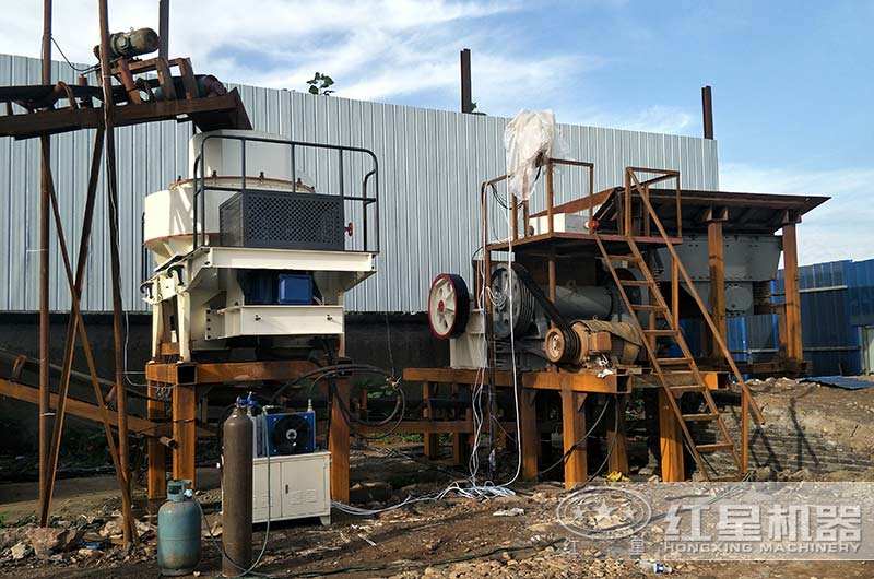 石頭制沙機現(xiàn)場