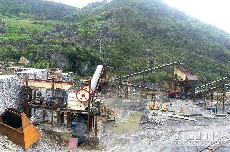 破碎機(jī)生產(chǎn)現(xiàn)場實(shí)拍