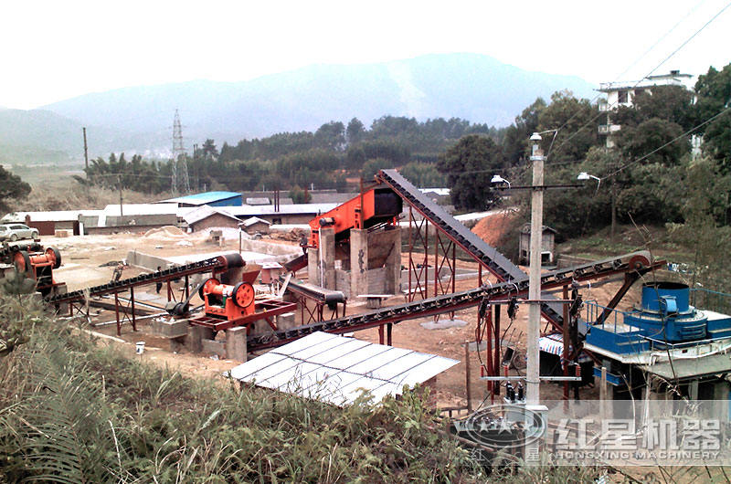 小型粉石子生產(chǎn)線現(xiàn)場