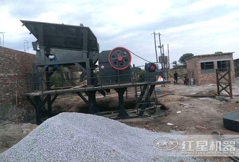 山西客戶破碎石子機現(xiàn)場