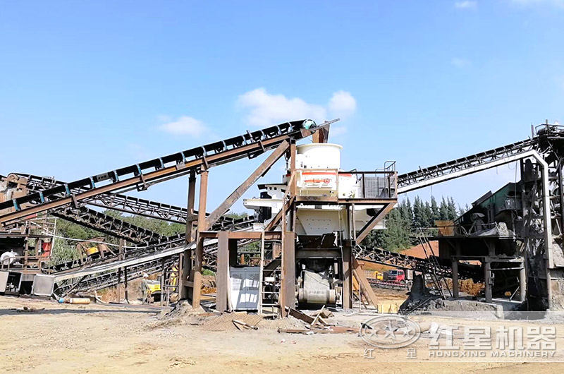 制砂生產線正在安裝中