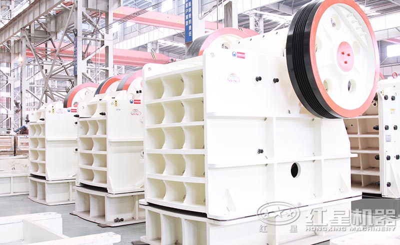 顎式破碎機(jī)車(chē)間圖