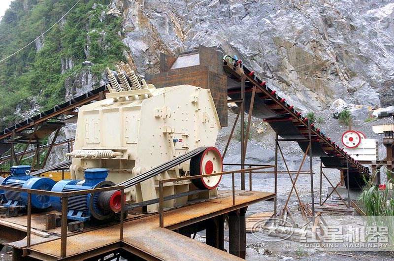 鵝卵石制砂現(xiàn)場(chǎng)實(shí)拍