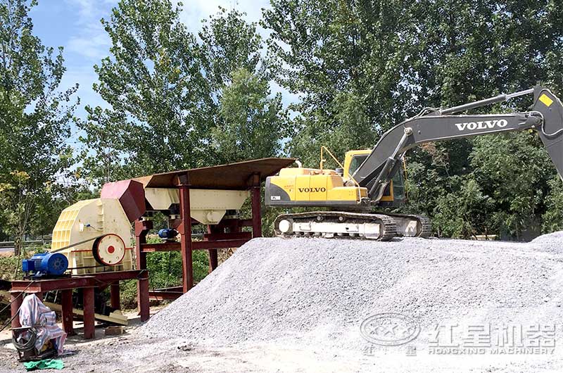 重錘破作業(yè)現(xiàn)場圖