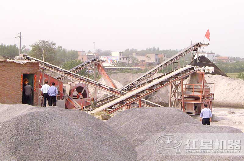 小型制砂機(jī)_HX制砂機(jī)生產(chǎn)現(xiàn)場(chǎng)