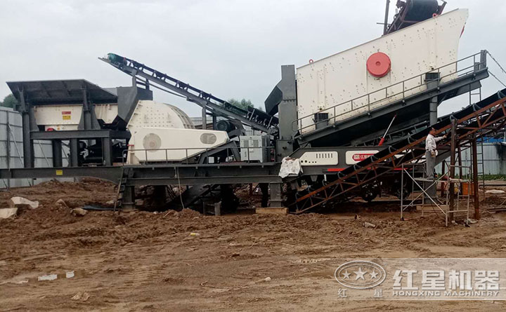 重錘式移動破碎機(jī)