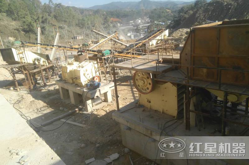鄂破機+反擊破作業(yè)現(xiàn)場