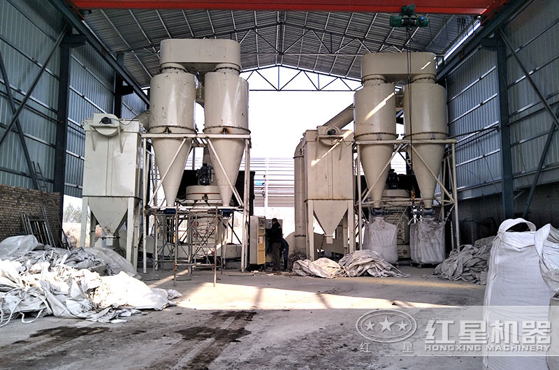 膨潤土磨粉加工生產(chǎn)線現(xiàn)場