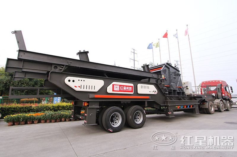 便攜式破碎機發(fā)貨現(xiàn)場