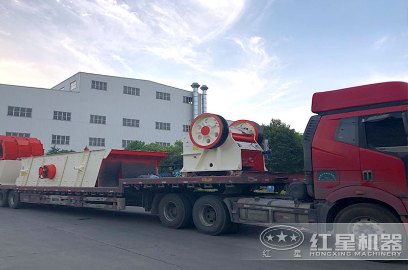 設(shè)備發(fā)貨現(xiàn)場(chǎng)